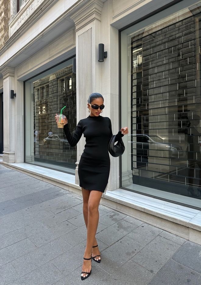 Zwarte jurk stijlvolle – perfect voor een feestje zwarte jurk